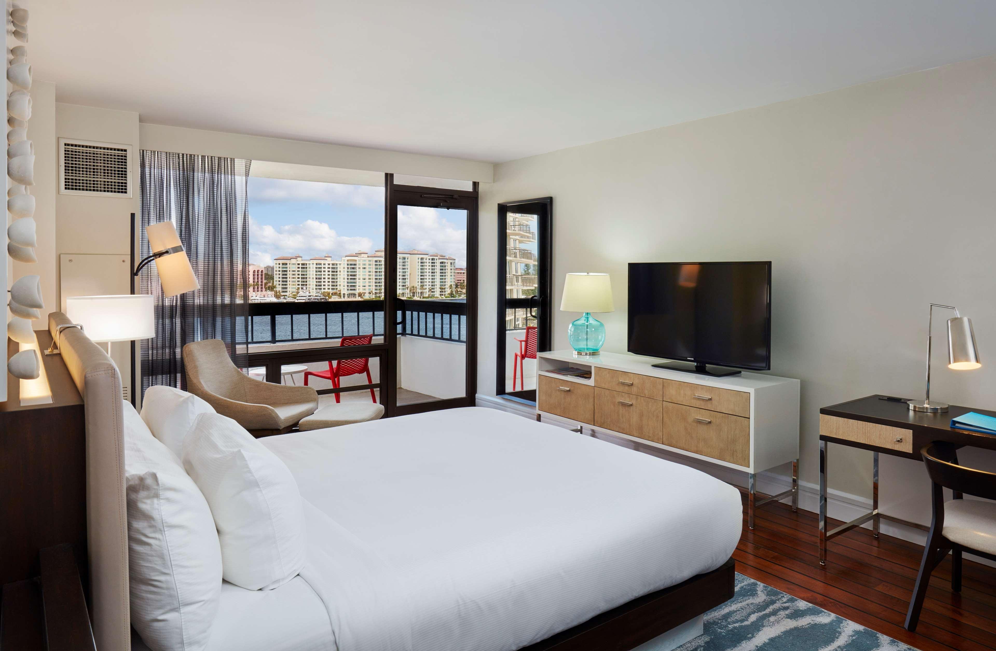 Waterstone Resort & Marina Boca Raton, Curio Collection By Hilton Exterior photo