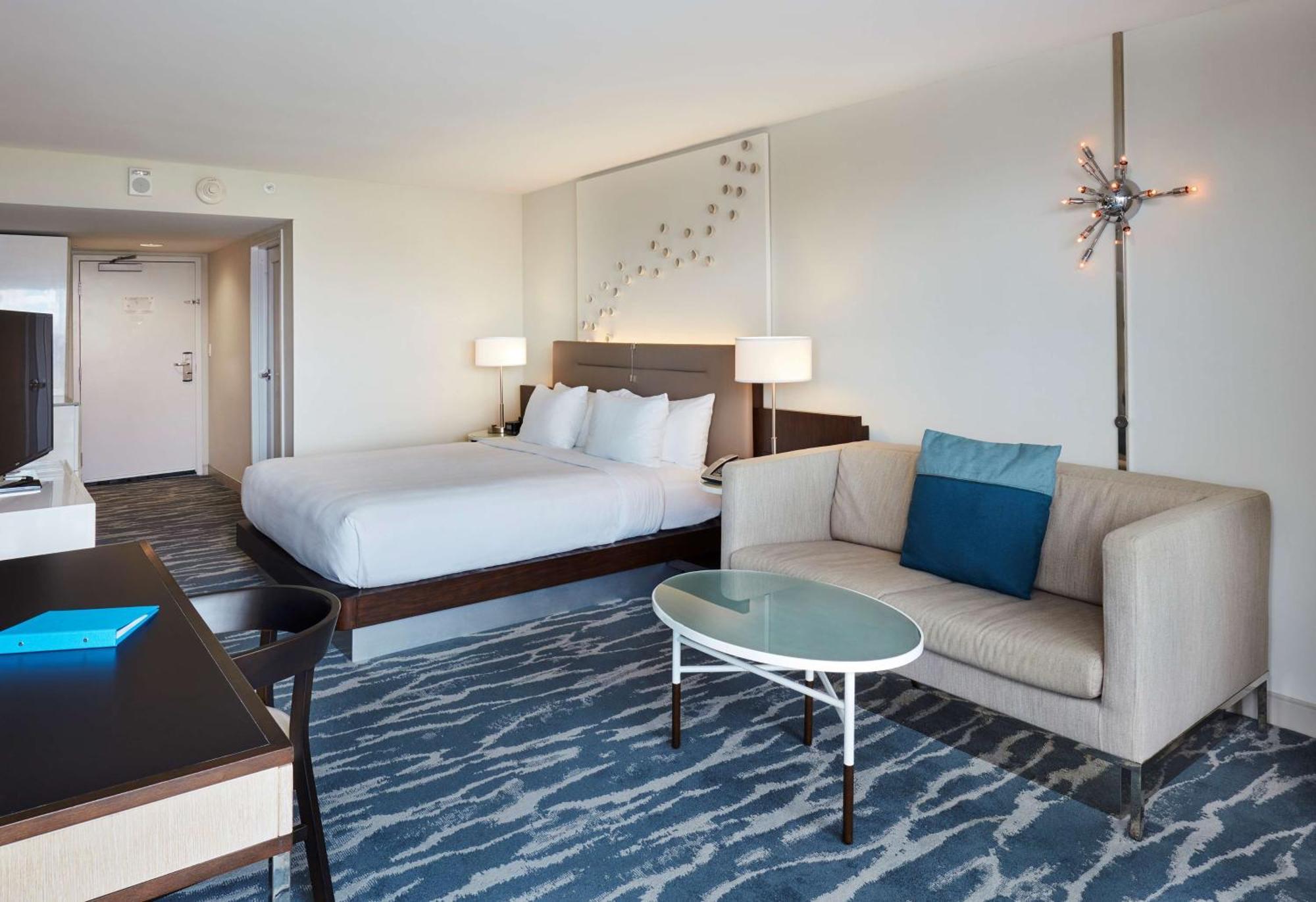 Waterstone Resort & Marina Boca Raton, Curio Collection By Hilton Exterior photo
