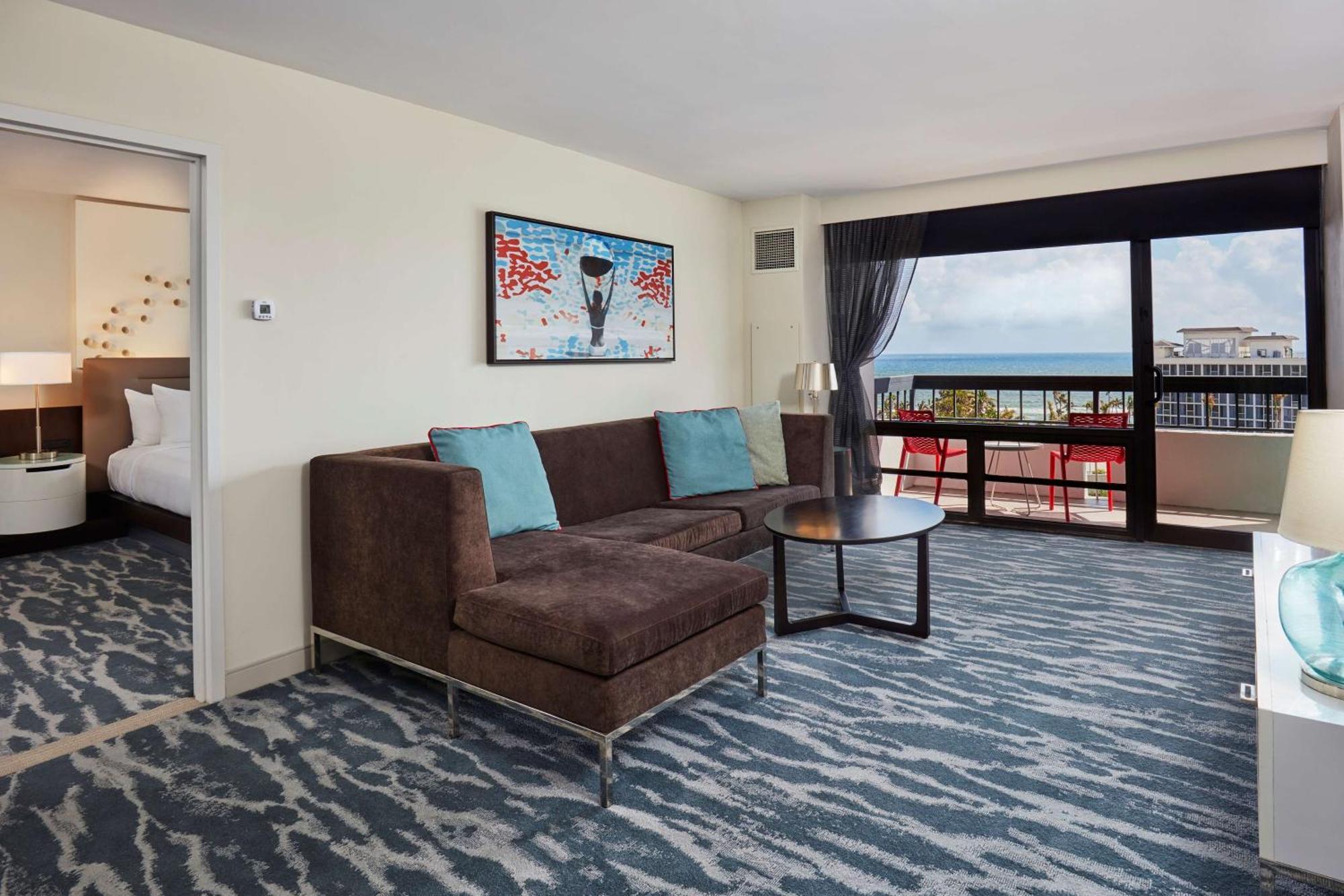 Waterstone Resort & Marina Boca Raton, Curio Collection By Hilton Exterior photo