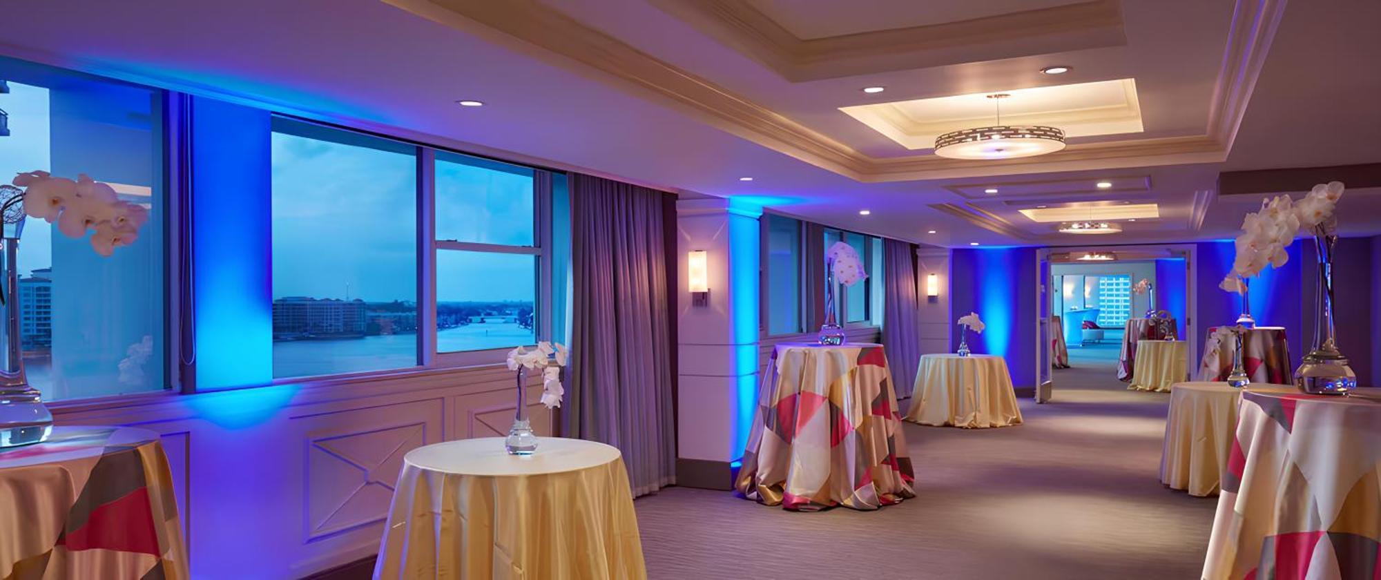 Waterstone Resort & Marina Boca Raton, Curio Collection By Hilton Exterior photo